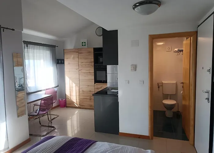 Pongrac Apartment Cres